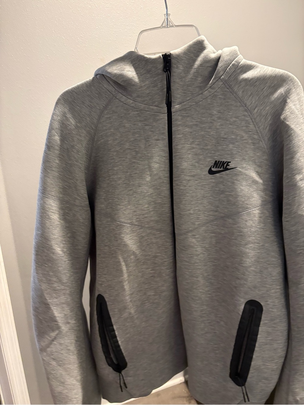 light gray mens nike tech